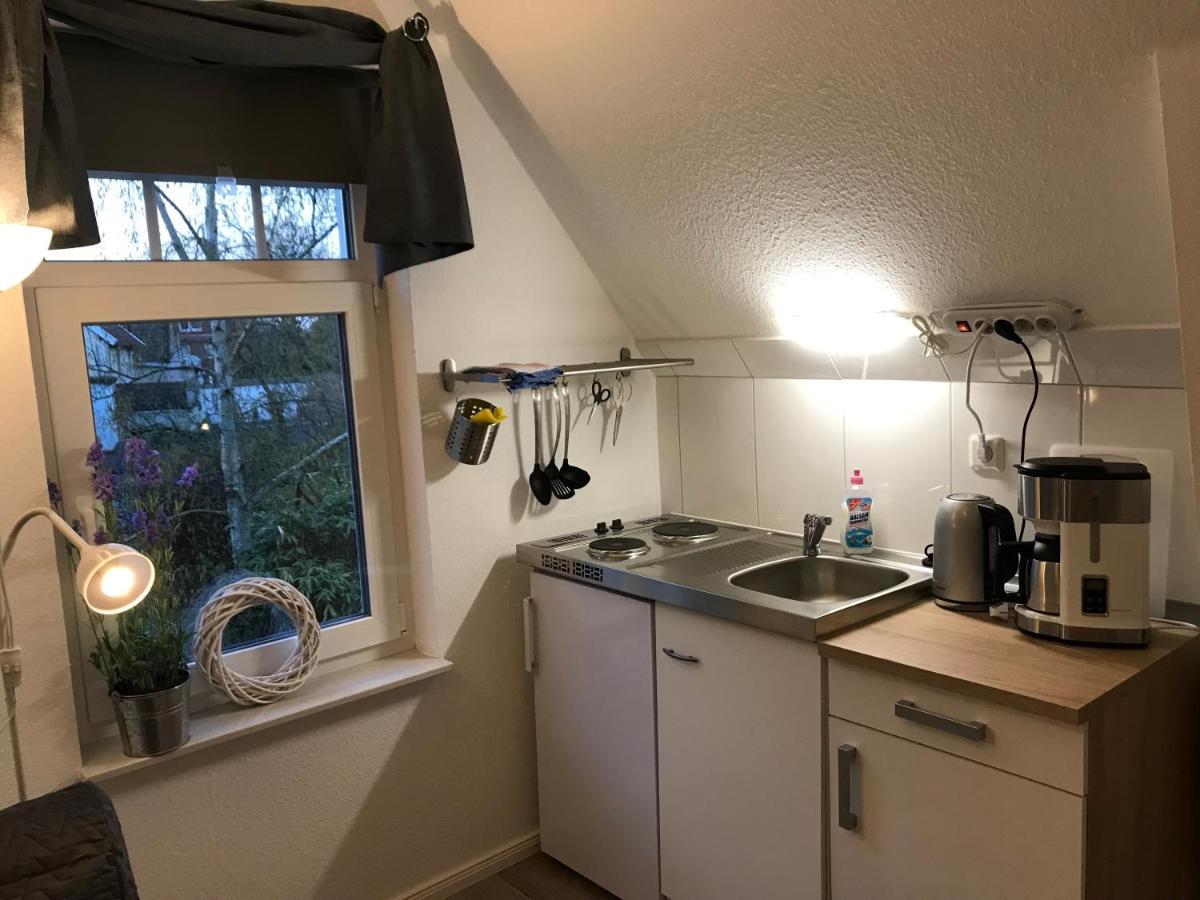 Apartment Am Wall เอมเดน ภายนอก รูปภาพ