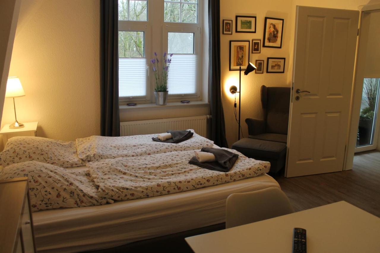 Apartment Am Wall เอมเดน ภายนอก รูปภาพ
