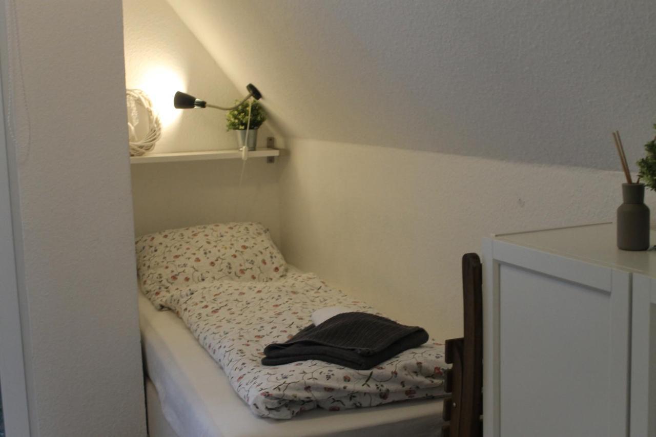 Apartment Am Wall เอมเดน ภายนอก รูปภาพ